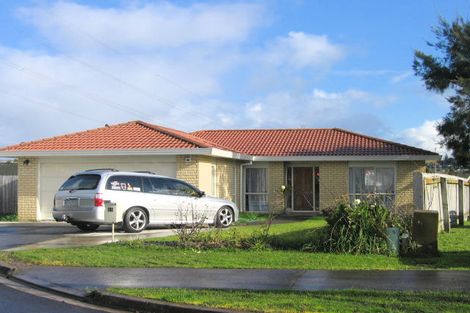 Photo of property in 11 Tullis Place, Burswood, Auckland, 2013