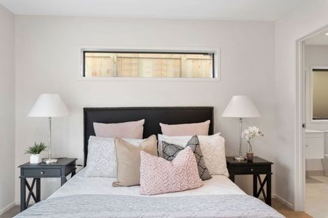 Photo of property in 7 Blatina Drive, Kumeu, 0810