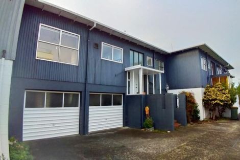Photo of property in 2/3 Rahopara Street, Castor Bay, Auckland, 0620