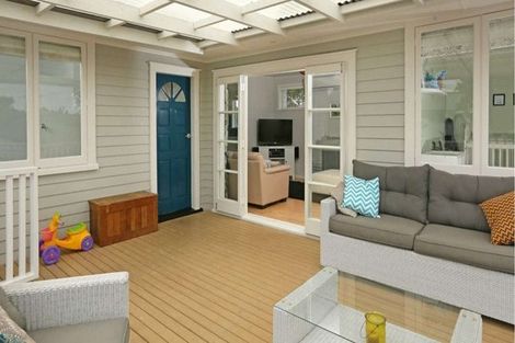 Photo of property in 42 Brains Road, Kelston, Auckland, 0602