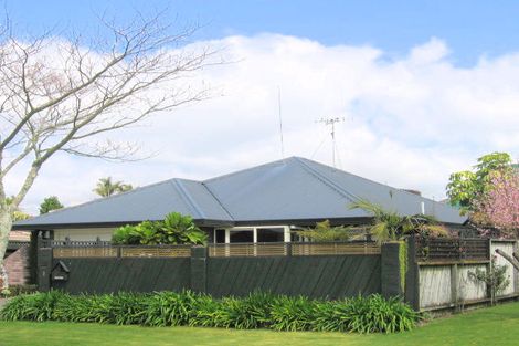 Photo of property in 2 Laburnum Glen, Mount Maunganui, 3116