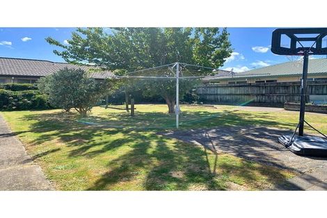 Photo of property in 49 Goldsmith Crescent, Levin, 5510