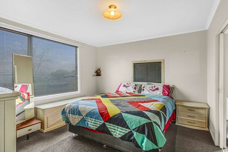 Photo of property in 6 Porritt Place, Waipukurau, 4200