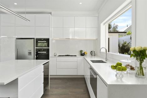 Photo of property in 84 Sarsfield Street, Herne Bay, Auckland, 1011