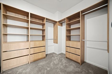 Photo of property in 6 Pukeko Road, Hobsonville, 0616