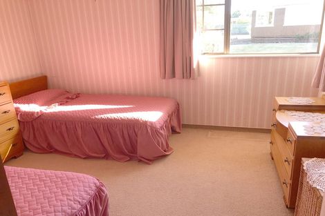 Photo of property in 8 Dunallen Avenue, Marton, 4710