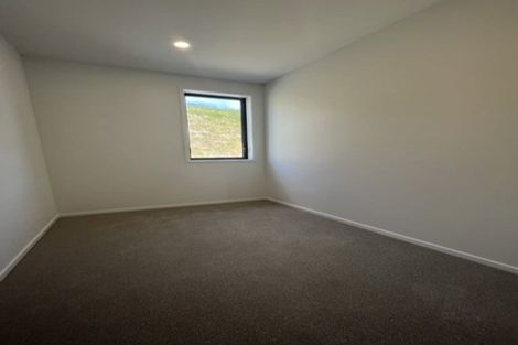 Photo of property in 35 Holystone Road, Whitby, Porirua, 5024