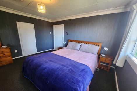 Photo of property in 74 Awamoa Road, Holmes Hill, Oamaru, 9401