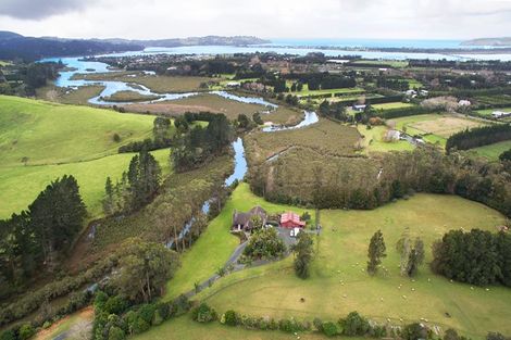 Photo of property in 1085 Leigh Road, Matakana, Warkworth, 0985