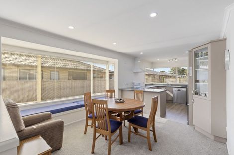 Photo of property in 112b Govett Avenue, Frankleigh Park, New Plymouth, 4310