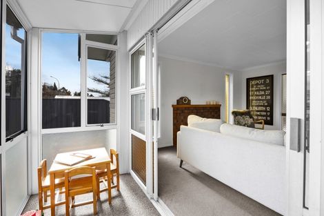 Photo of property in 26 Oberon Street, Stratford, 4332