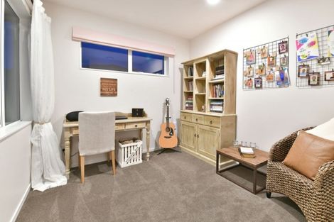 Photo of property in 18 Flavell Drive, Orewa, 0931