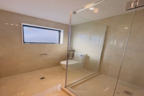 Photo of property in 20a Brentford Place, Manurewa, Auckland, 2102