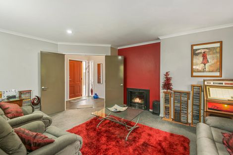 Photo of property in 121 Warrington Street, Mairehau, Christchurch, 8013