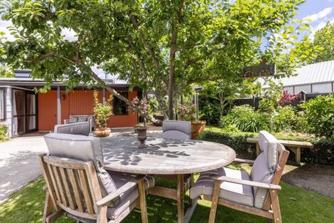 Photo of property in 21 Upham Crescent, Taradale, Napier, 4112