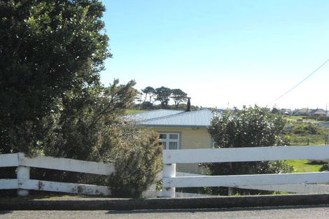 Photo of property in 49 Hall Street, Cobden, Greymouth, 7802