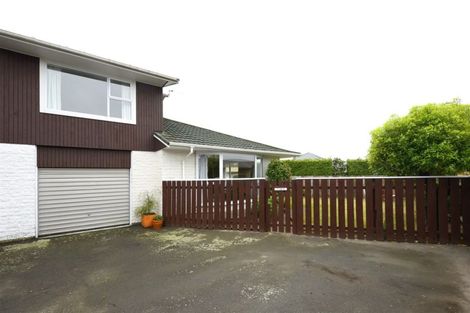 Photo of property in 2/107a Aorangi Road, Bryndwr, Christchurch, 8053
