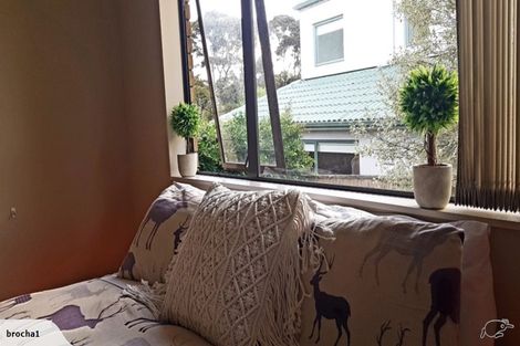 Photo of property in 26a Kinleith Way, Albany, Auckland, 0632