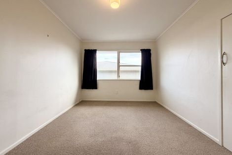 Photo of property in 46 Glendene Avenue, Glendene, Auckland, 0602