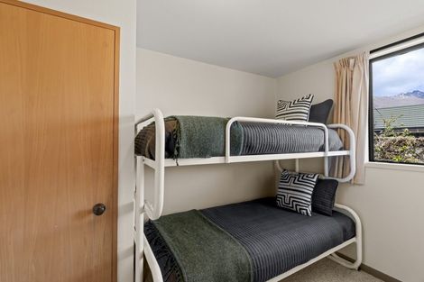 Photo of property in 8 Oregon Drive, Kelvin Heights, Queenstown, 9300