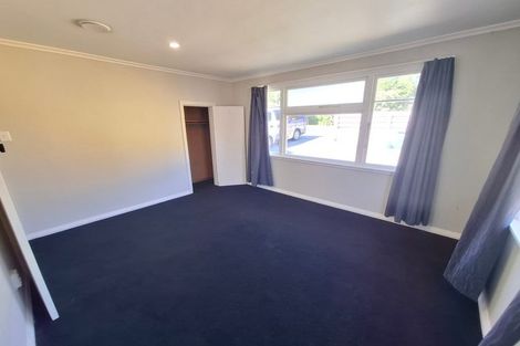 Photo of property in 1/9 Tarahua Road, Vogeltown, New Plymouth, 4310