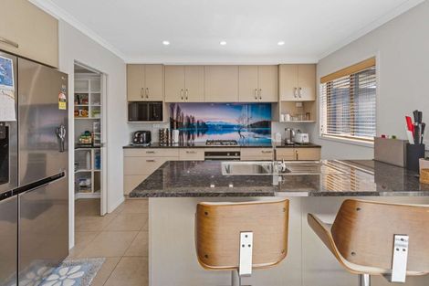 Photo of property in 6 Magnolia Crescent, Tawhero, Whanganui, 4501