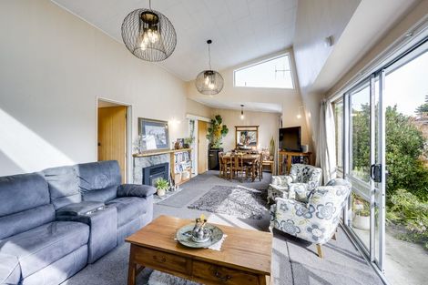 Photo of property in 51 Freyberg Avenue, Tamatea, Napier, 4112