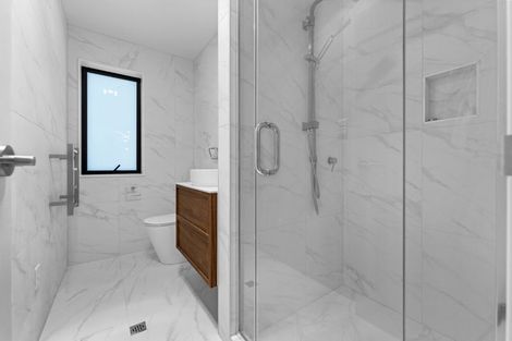 Photo of property in 8d Gardiner Grove, Mangere East, Auckland, 2024
