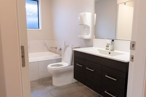 Photo of property in 1 Monarch Drive, Ashhurst, 4810