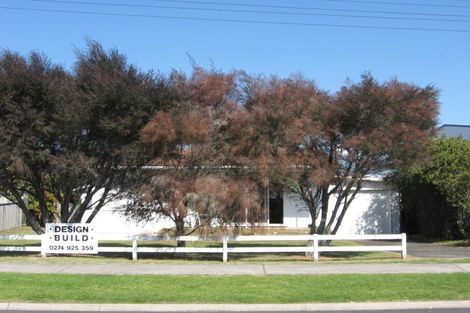 Photo of property in 20 Bryce Street, Whitianga, 3510