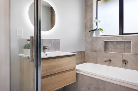 Photo of property in 2/4 Glenleith Lane, Hei Hei, Christchurch, 8042