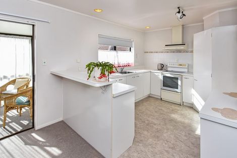 Photo of property in 3/14 Wellington Street, Papakura, 2110