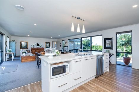 Photo of property in 8 Glen Wallace Road, Waipu, 0510