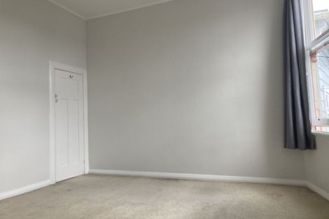 Photo of property in 68 Thompson Street, Mount Cook, Wellington, 6011