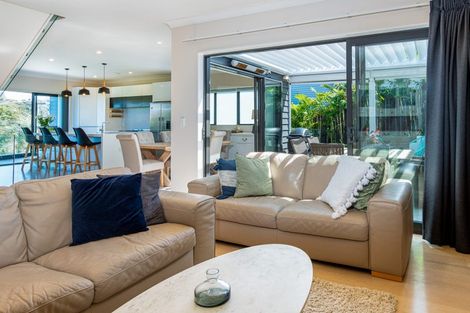 Photo of property in 131 Beach Road, Castor Bay, Auckland, 0620