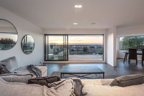 Photo of property in 15 Woodlau Rise, Huntsbury, Christchurch, 8022