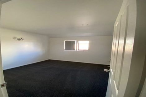 Photo of property in 60a Cambridge Terrace, Papatoetoe, Auckland, 2025