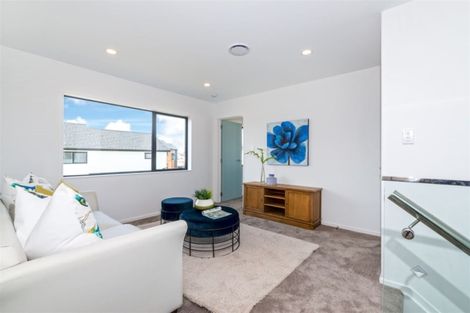 Photo of property in 5 Greenfinch Road, Hobsonville, Auckland, 0616