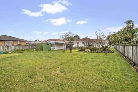 Photo of property in 6 Edmund Hillary Avenue, Papakura, 2110