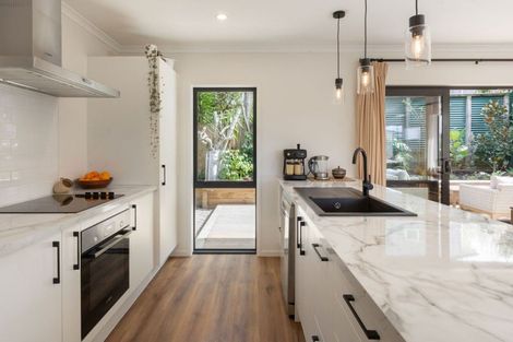 Photo of property in 14a Macmillan Street, Katikati, 3129