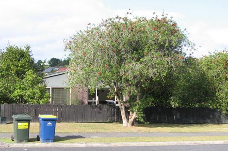 Photo of property in 83 Stapleford Crescent, Browns Bay, Auckland, 0630