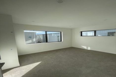 Photo of property in 72 Bellbird Street, Papakura, 2110