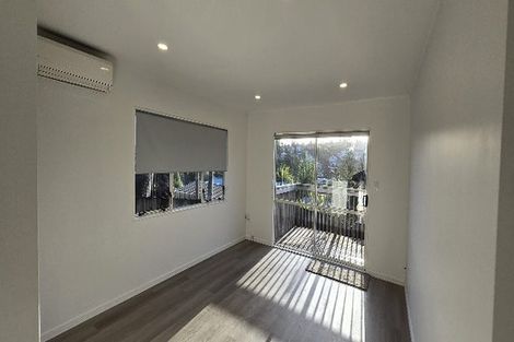 Photo of property in 2/24 Wylie Avenue, Sunnynook, Auckland, 0620