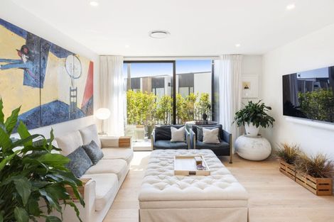 Photo of property in 3/247 Cambridge Terrace, Christchurch Central, Christchurch, 8013