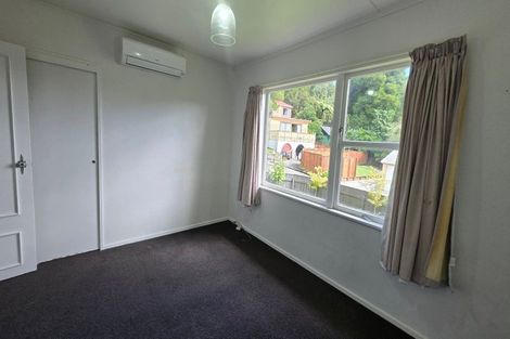 Photo of property in 470e Stokes Valley Road, Stokes Valley, Lower Hutt, 5019