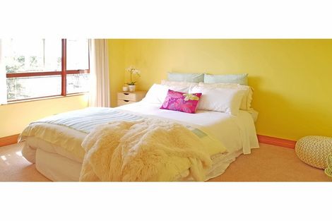 Photo of property in 54 Cherub Place, West Harbour, Auckland, 0618