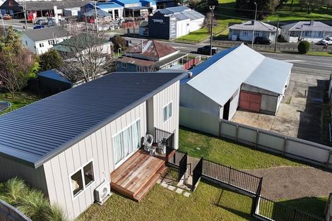 Photo of property in 10 Union Street, Foxton, 4814