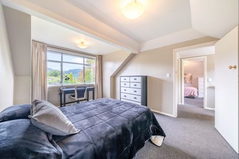 Photo of property in 6 Chatsworth Road, Silverstream, Upper Hutt, 5019