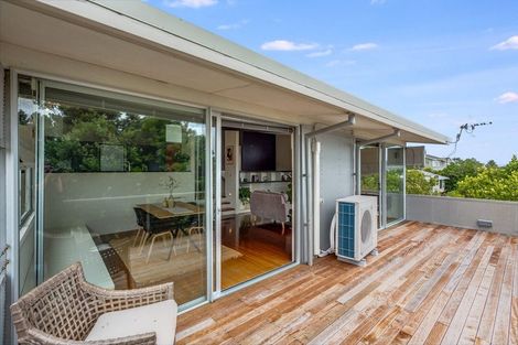 Photo of property in 124 Townsend Road, Miramar, Wellington, 6022