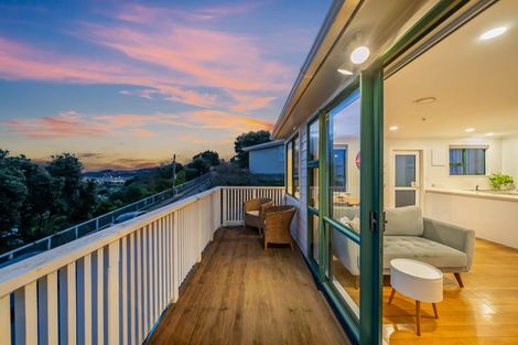 Photo of property in 4a Seatoun Heights Road, Seatoun, Wellington, 6022